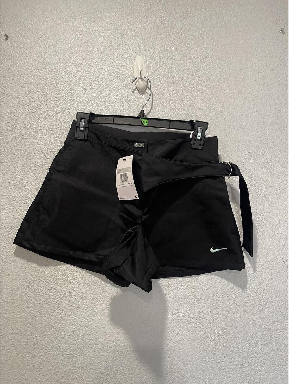 Nike Serena Williams Design Crew High-Rise 3” Shorts
